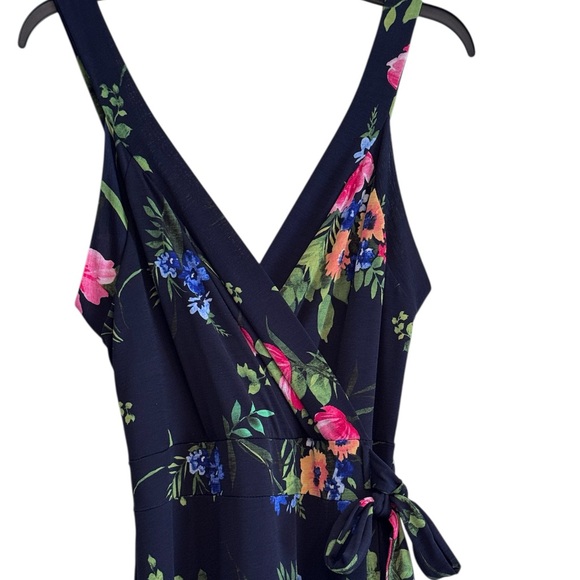 Le Lis Ranada Floral Navy Maxi Dress - Picture 3 of 8